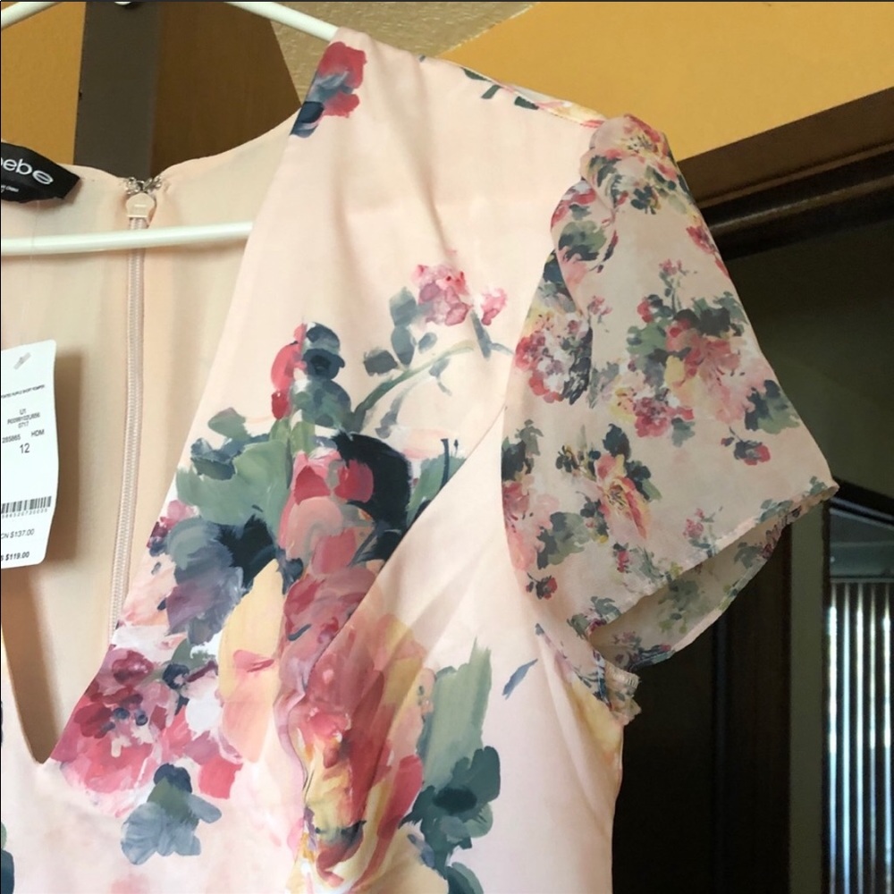 BEBE Pink Floral Romper NWT - Picture 6 of 7